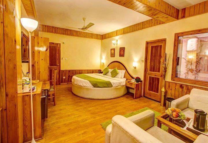 Apple Paradise Hotel Manali (Himachal Pradesh)